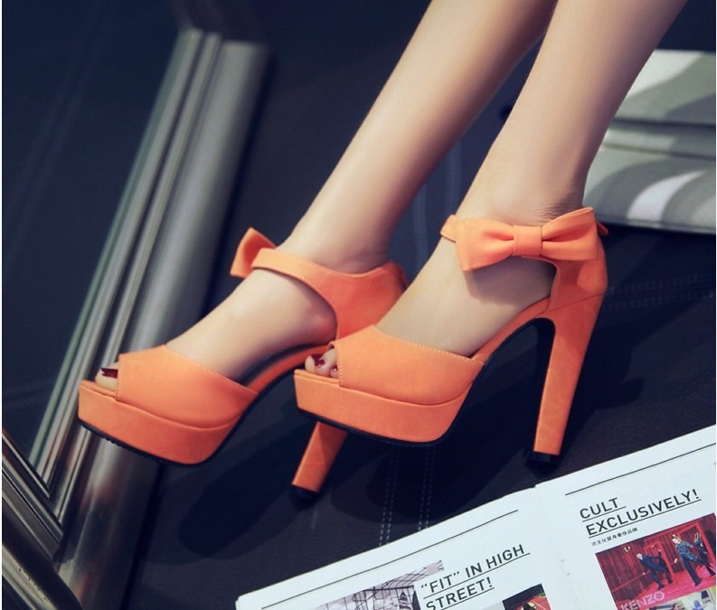 Giày cao gót nữ màu cam
